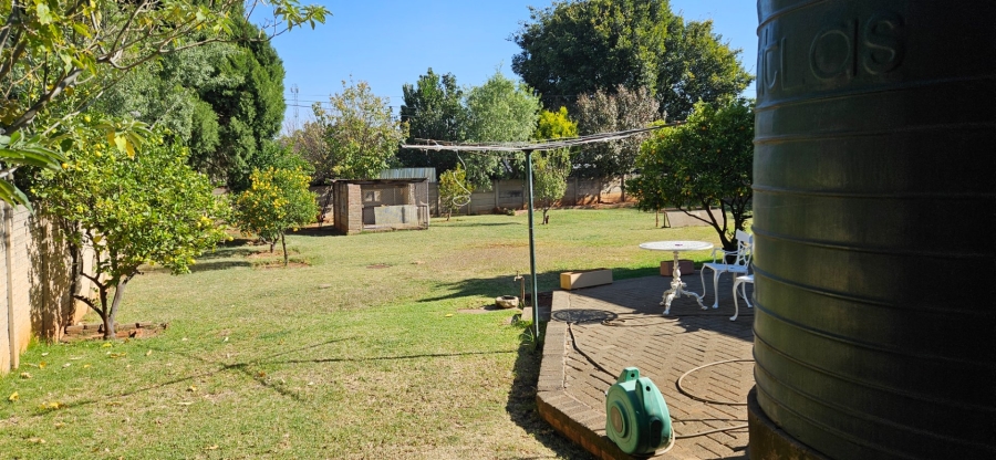  Bedroom Property for Sale in Langenhovenpark Free State